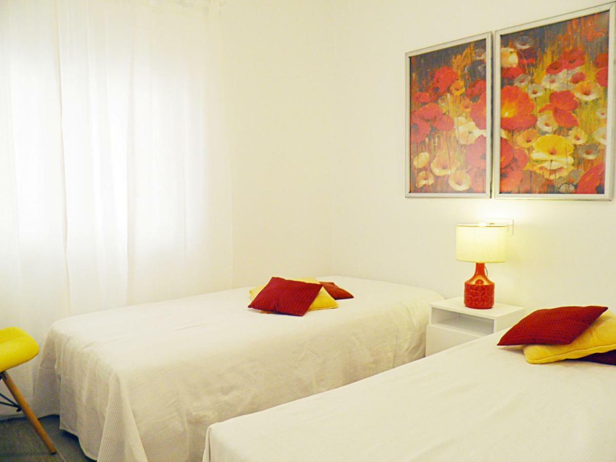 Apartamento Leman Apartment Salou Bagian luar foto