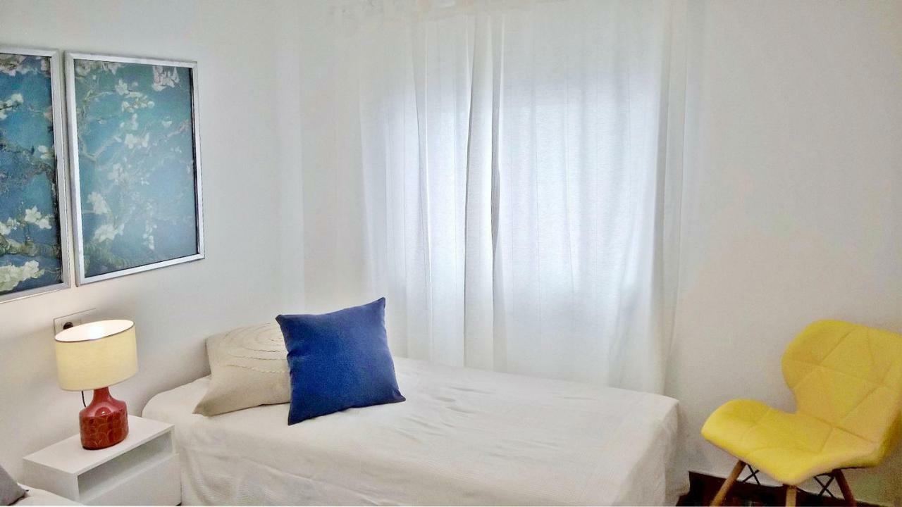 Apartamento Leman Apartment Salou Bagian luar foto